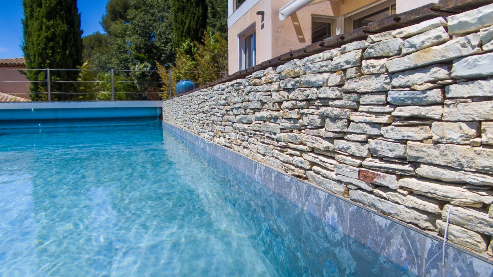 Carreaux Italiens pour votre piscine dans le 33
