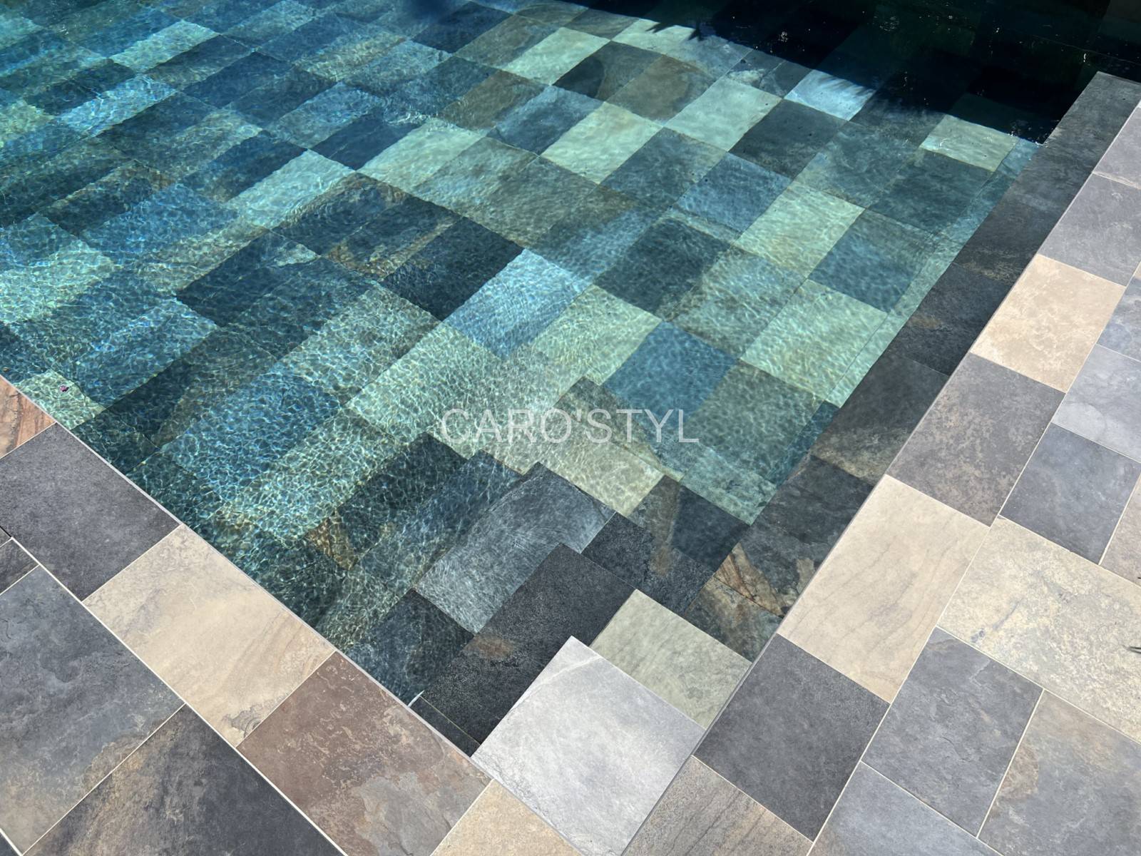 Margelle en Pierre naturelle à St- Tropez 