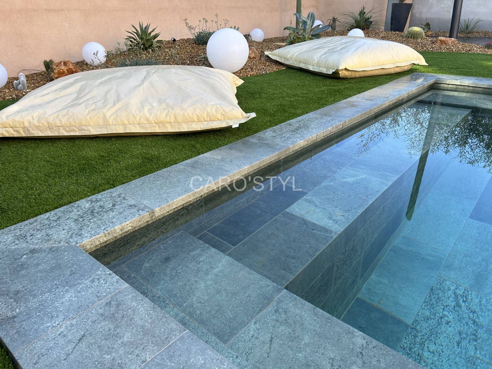 Carrelage Rosa Grès Trésor Bali 30x60 cm, effet pierre Sukabumi, installé près de Bandol 83.