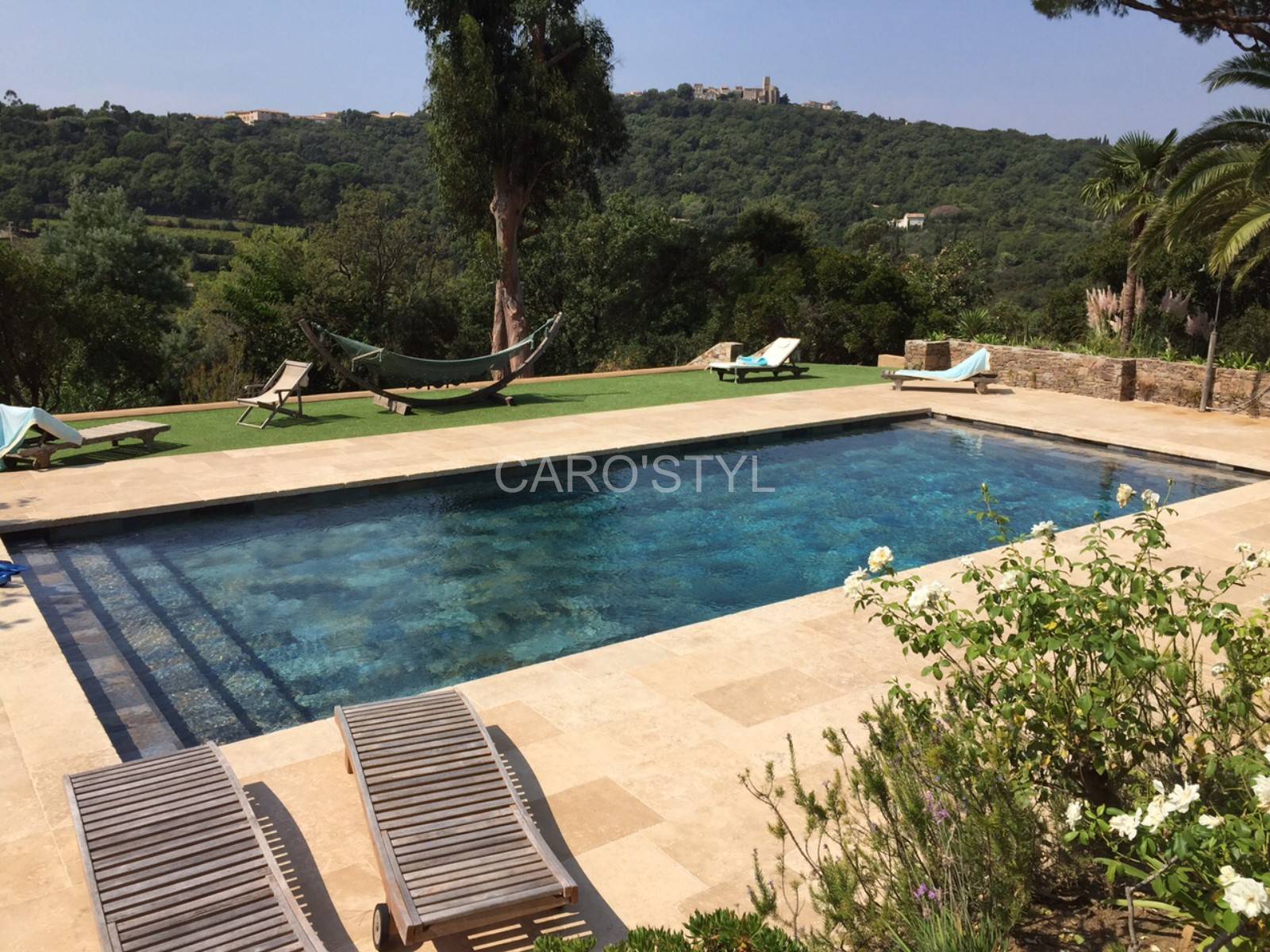 où trouver du carrelage de piscine en var 83, construction installation rénovation