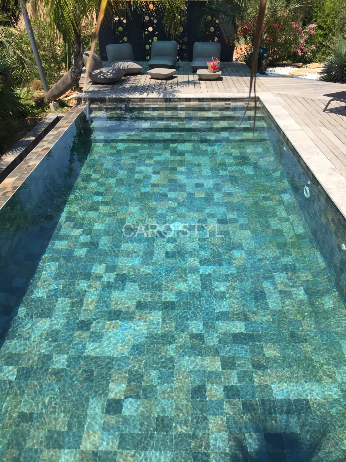 carrelage green bali 165X15 pour couloir de nage, à six fours les plages 83140 var