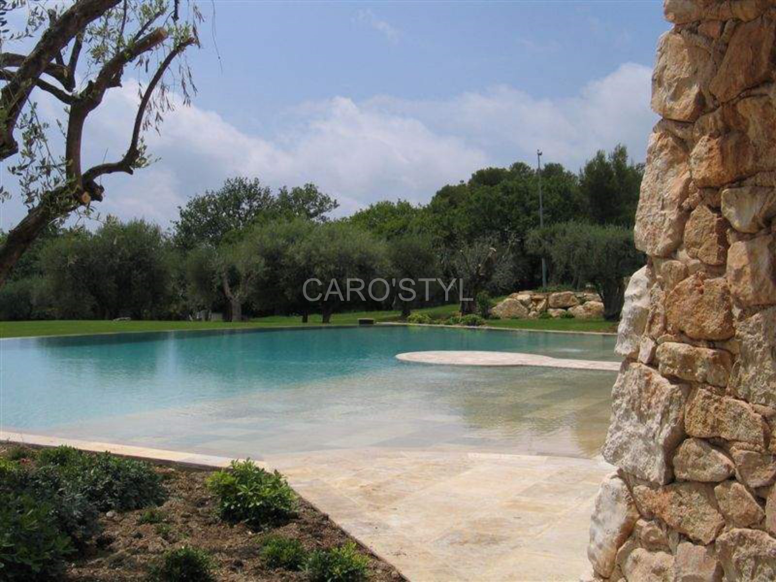 vendeur de carrelage de piscine dans le var 83 près de toulon