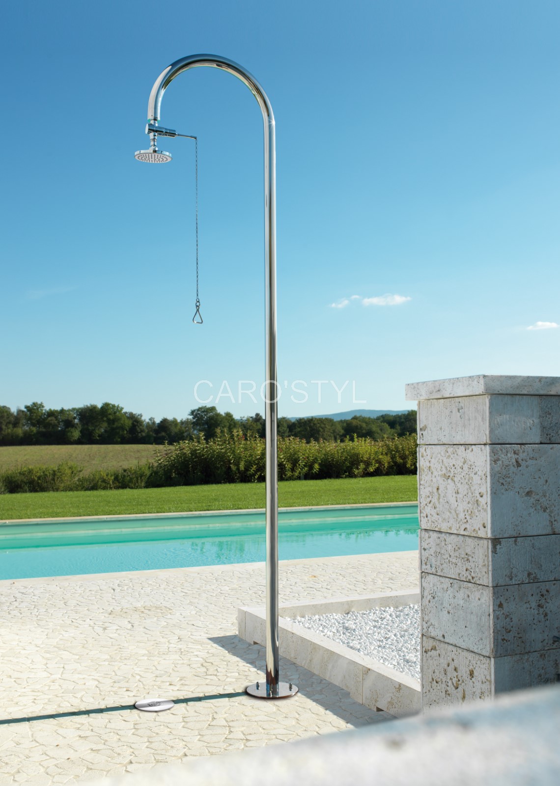 douche pour jardin et piscine avec tete de douche en acier inoxydable, près de collobrières 83 var