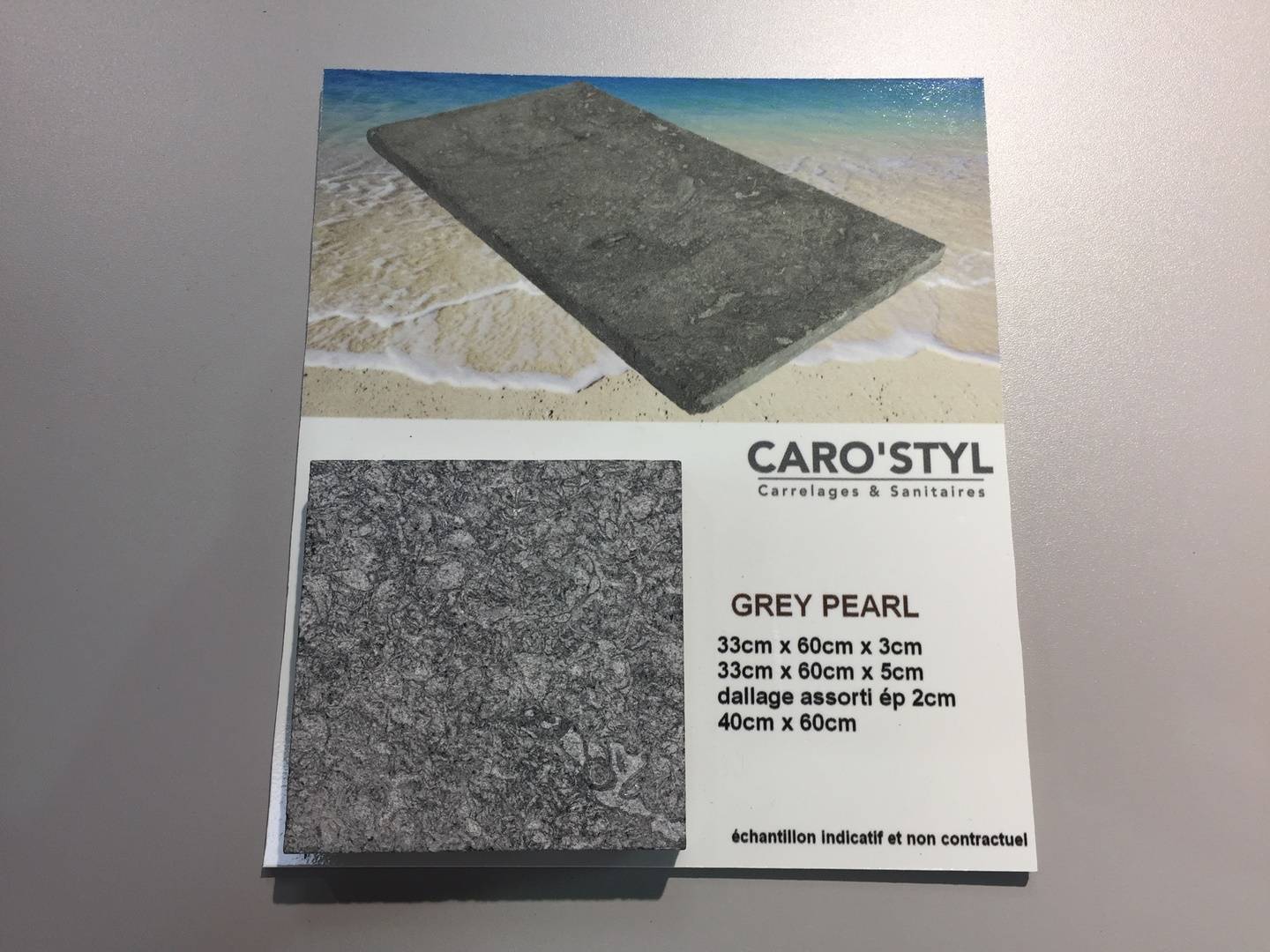 échantillon de margelle grey pearl, pour piscine moderne, contemporaine, près de comprégnac 12 aveyron