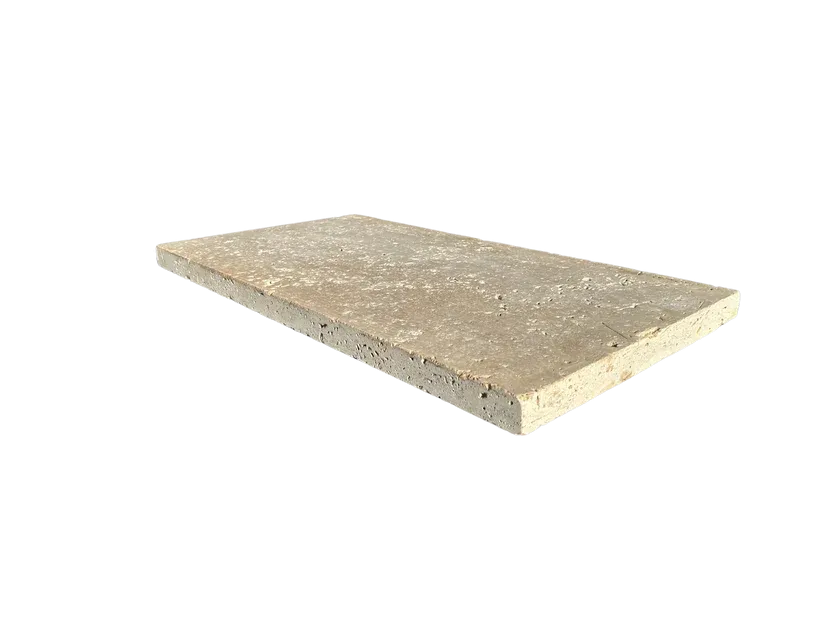 angle rentrant travertin margelle bord droit piscine 3 cm ligne épurée Caro’Styl Toulon