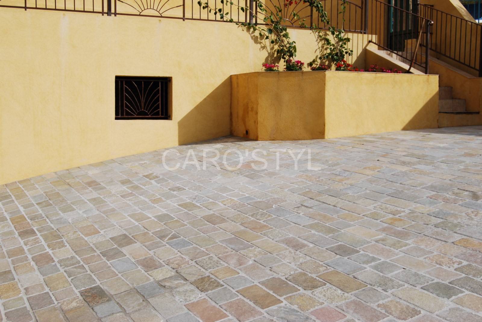 Pavés pour terrasses et dallages extérieurs, vers Saint-Maximin 83 Var