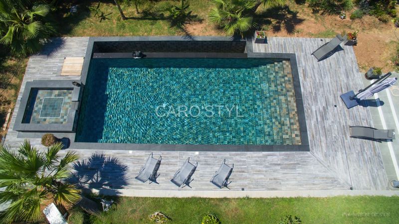 acheter du carrelage de piscine dans le var 83