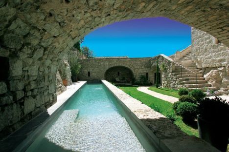 couloir de nage réalisé par les piscines diffazur le pontet 84 vaucluse