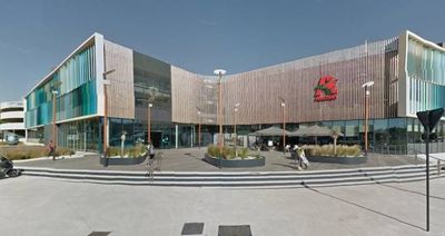 galerie marchande auchan de la seyne sur mer 83500 var