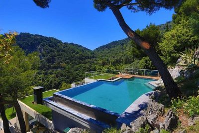 piscine sur mesure par diffazur la garde 83130 var